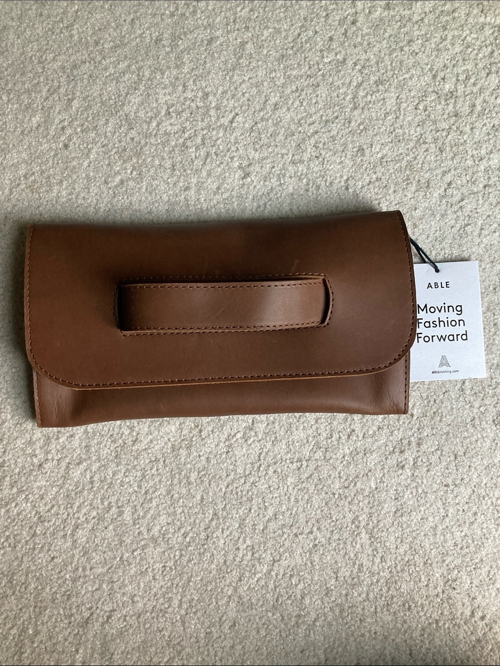 ABLE mare handle clutch in whisky